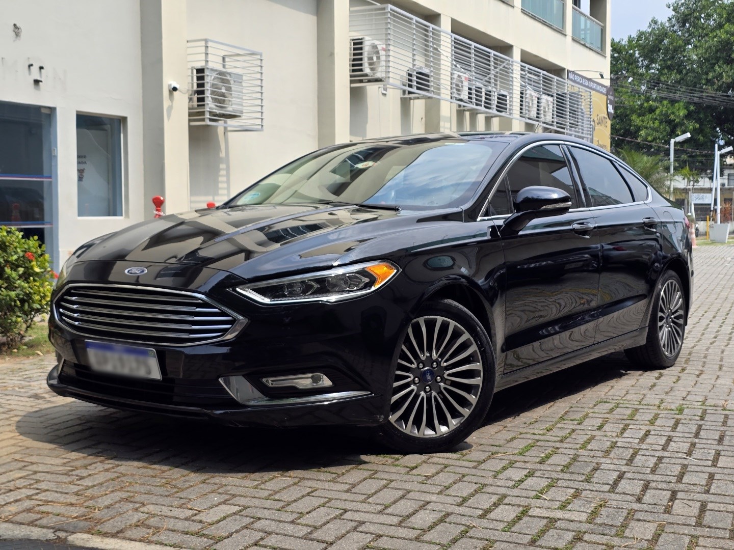 FORD FUSION 2.0 TITANIUM AWD 16V GASOLINA 4P AUTOMÁTICO