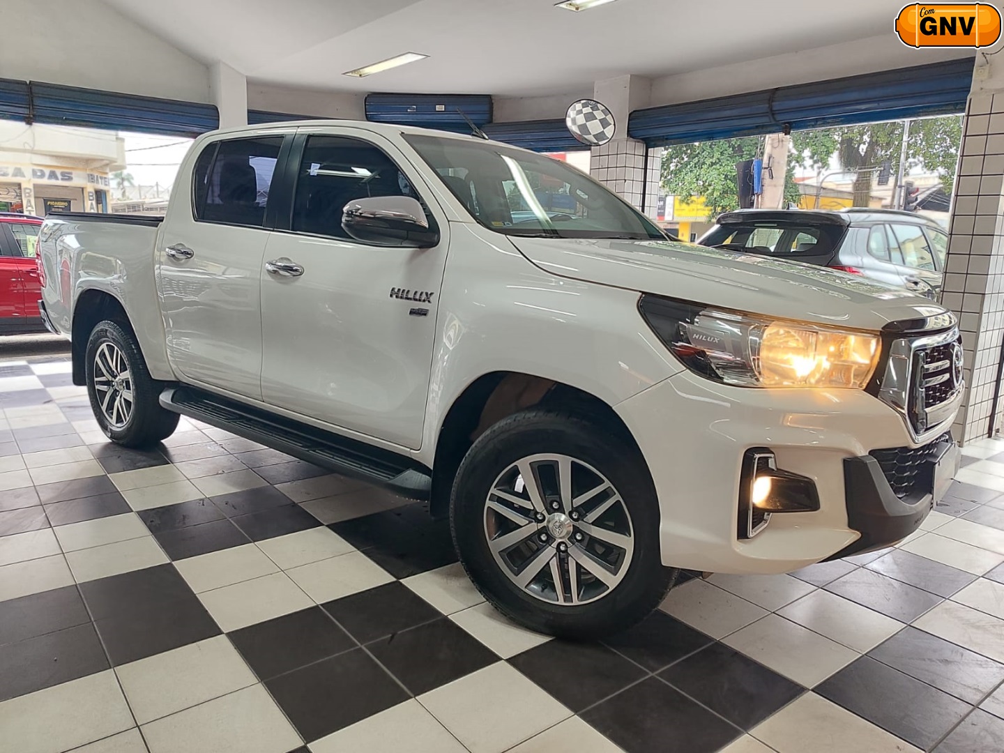 TOYOTA HILUX 2.7 SRV 4X4 CD 16V FLEX 4P AUTOMÁTICO