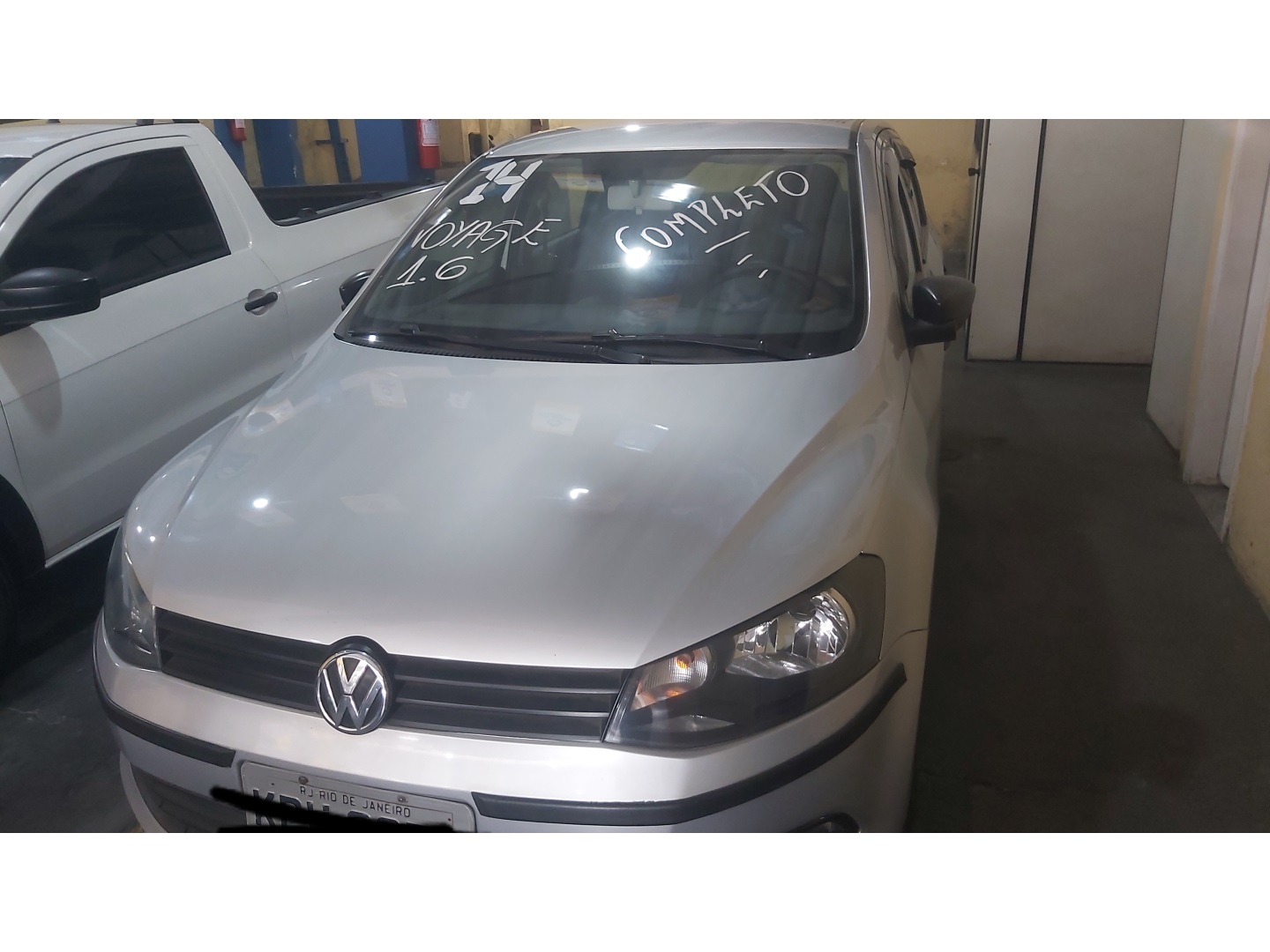 VOLKSWAGEN VOYAGE 1.6 MI CITY 8V FLEX 4P MANUAL