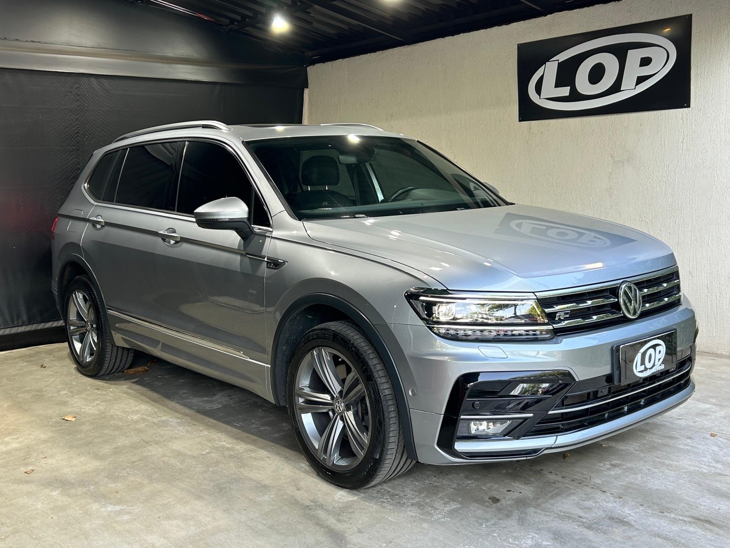 VOLKSWAGEN TIGUAN 2.0 350 TSI GASOLINA ALLSPACE R-LINE 4MOTION DSG