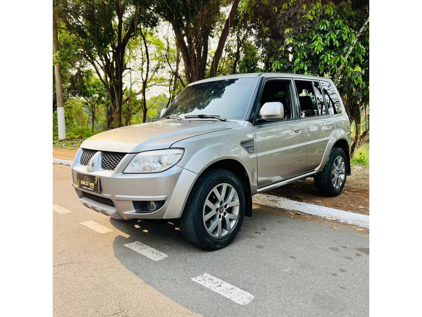 MITSUBISHI PAJERO TR4 2.0 4X2 16V 140CV FLEX 4P AUTOMÁTICO