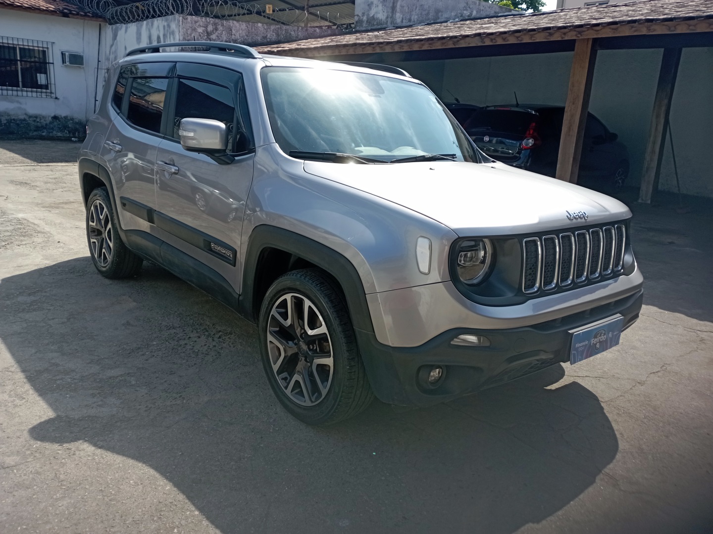 JEEP RENEGADE 1.8 16V FLEX LONGITUDE 4P AUTOMÁTICO