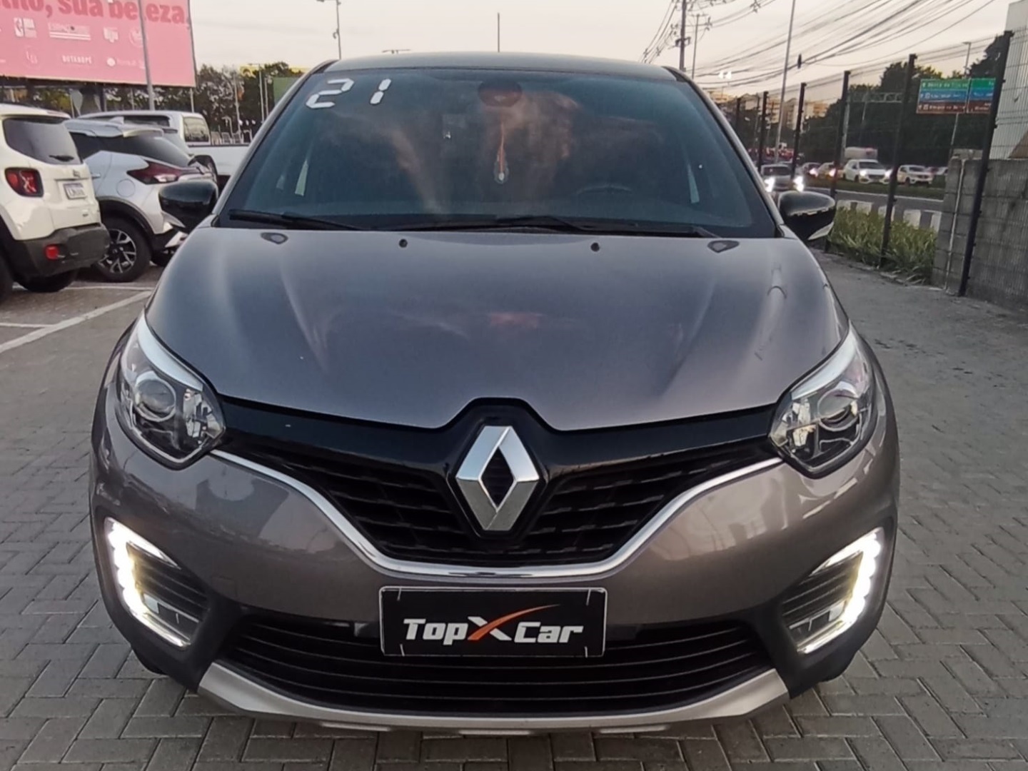 RENAULT CAPTUR 2.0 16V HI-FLEX INTENSE AUTOMÁTICO