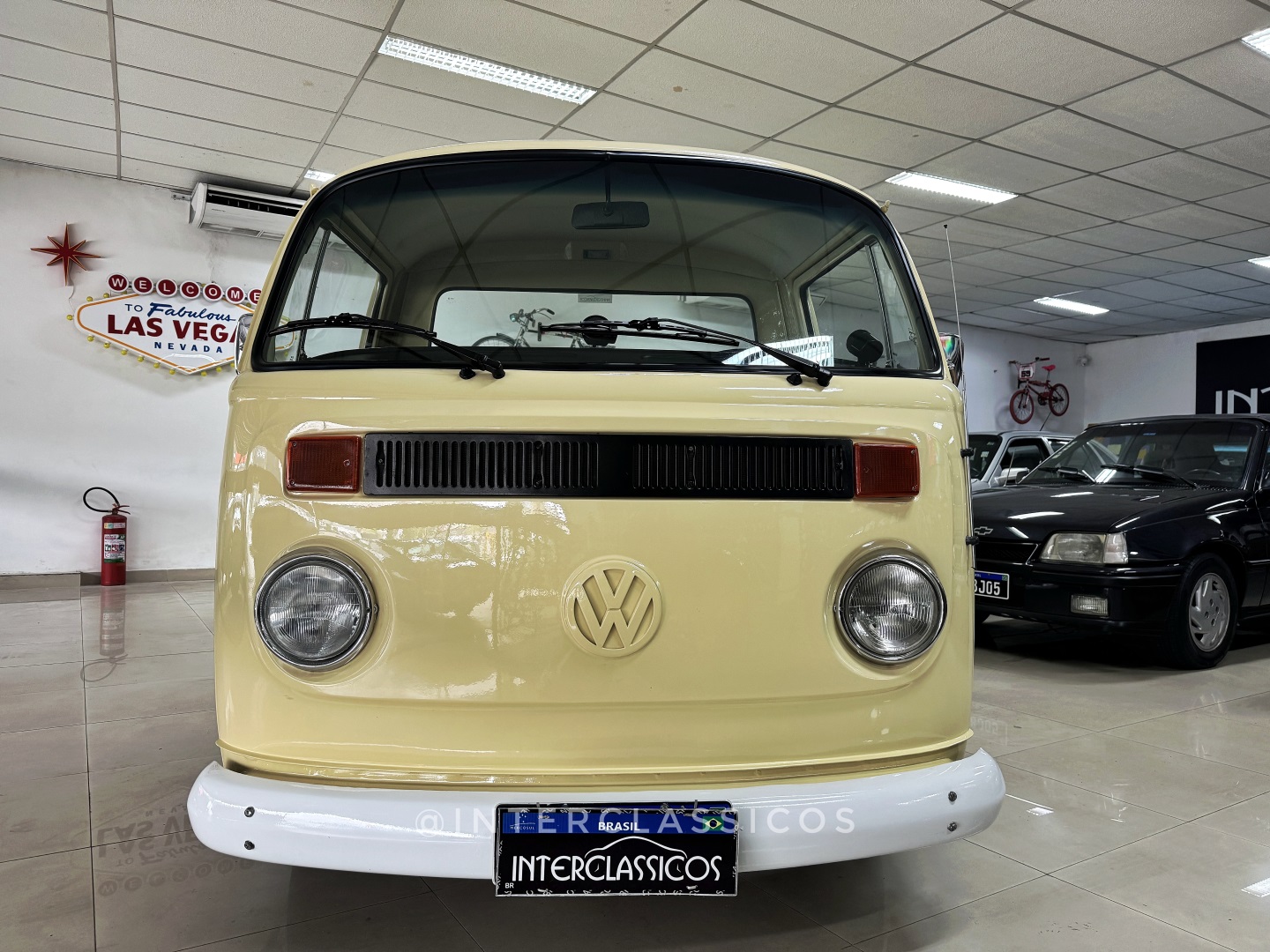 VOLKSWAGEN KOMBI 1.6 MI PICK-UP CS 8V GASOLINA 2P MANUAL