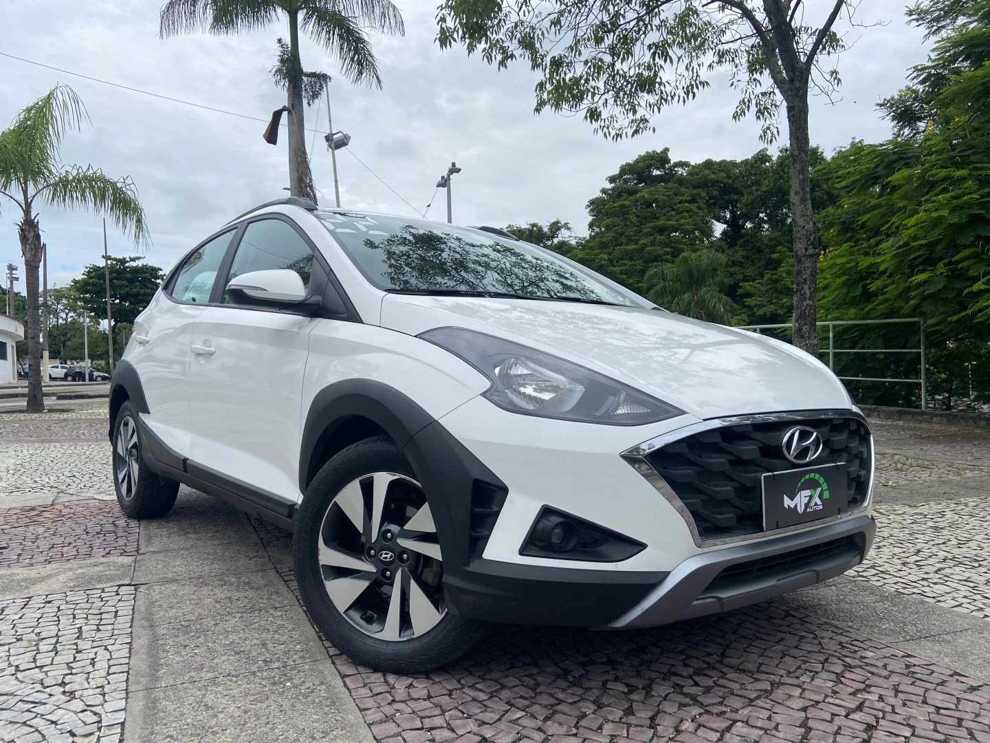 HYUNDAI HB20X 1.6 16V FLEX EVOLUTION AUTOMÁTICO