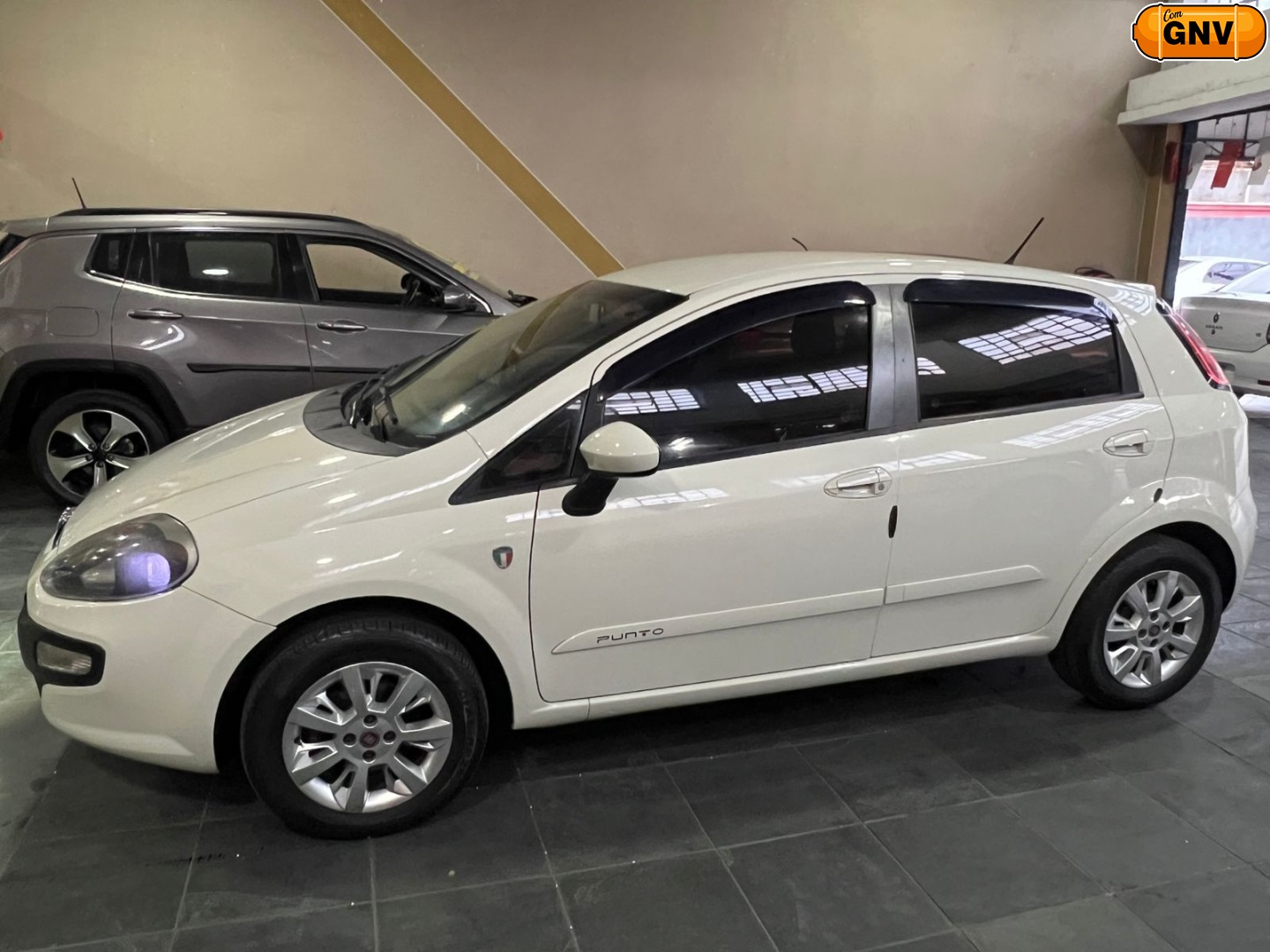 FIAT PUNTO 1.4 ATTRACTIVE 8V FLEX 4P MANUAL