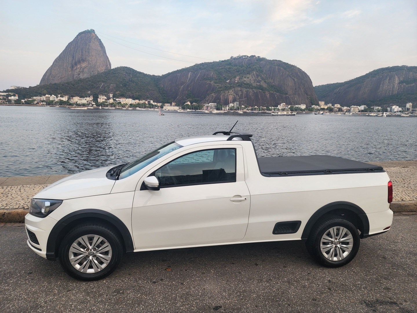 VOLKSWAGEN SAVEIRO 1.6 MSI TRENDLINE CS 8V FLEX 2P MANUAL