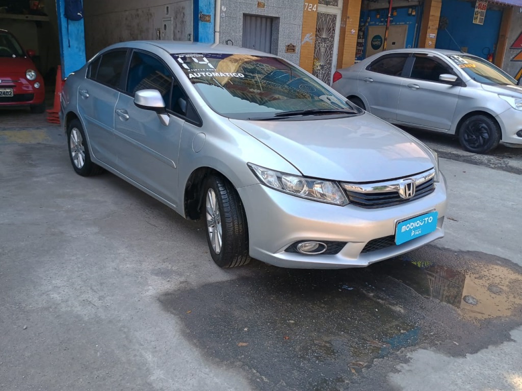 HONDA CIVIC 1.8 LXS 16V FLEX 4P AUTOMÁTICO